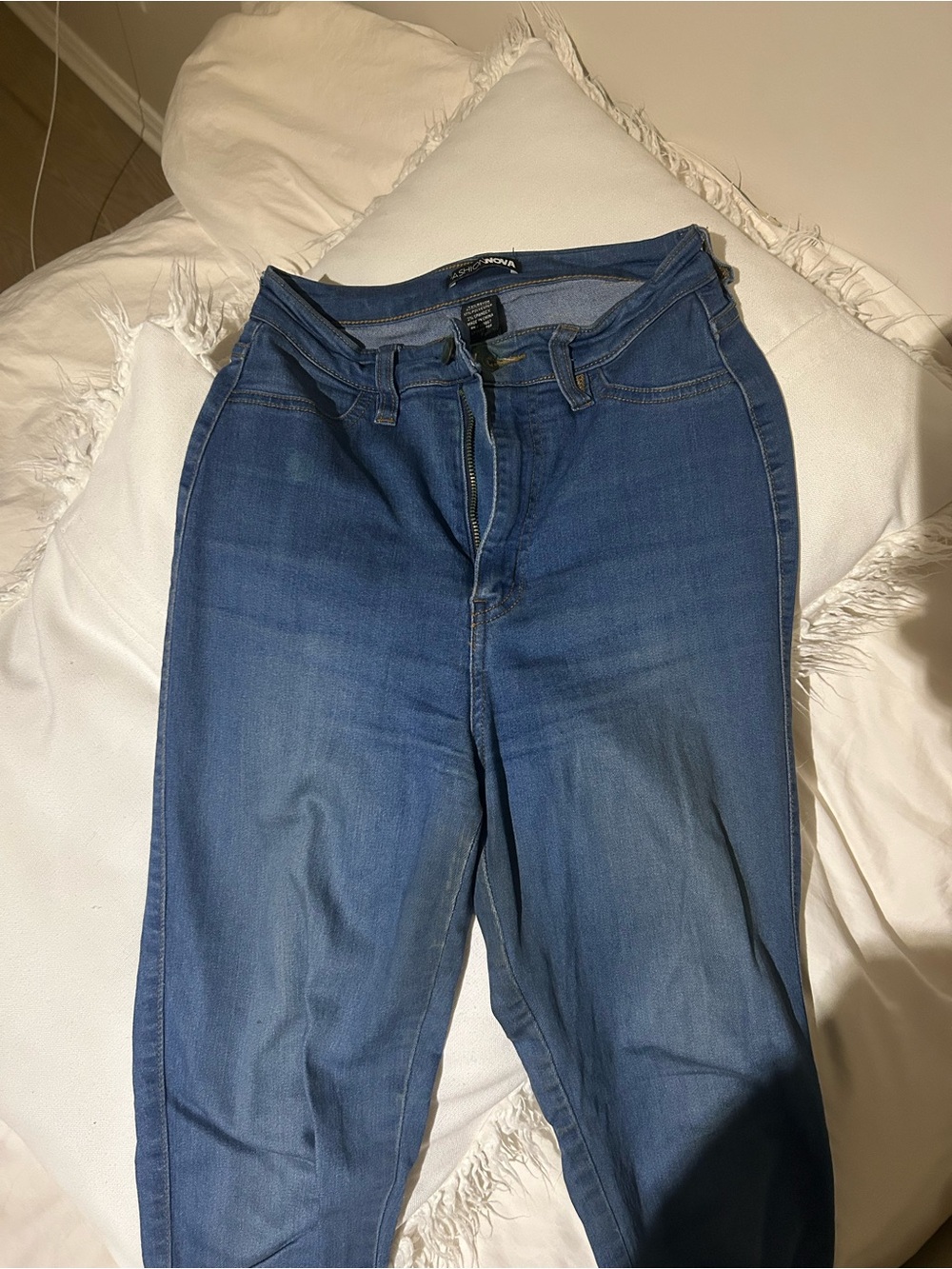 Fashion nova Butt lift skinny jeans dark blue